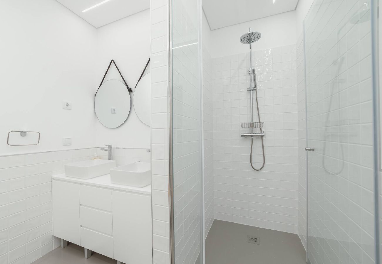 Casa em Porto - Modern Villa by Hosty