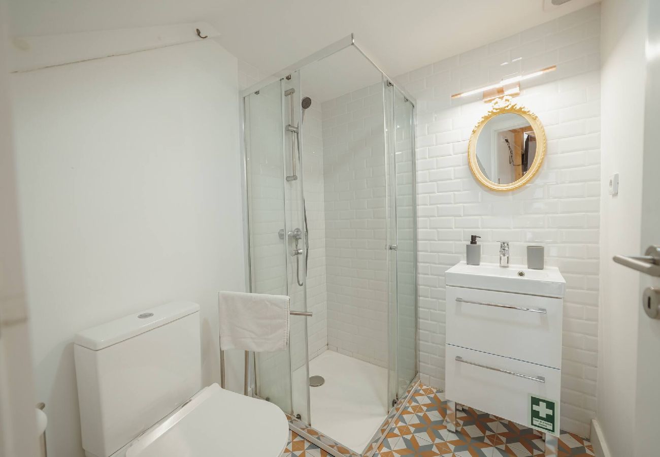 Apartamento em Porto - Lapa Cozy 2 by Hosty