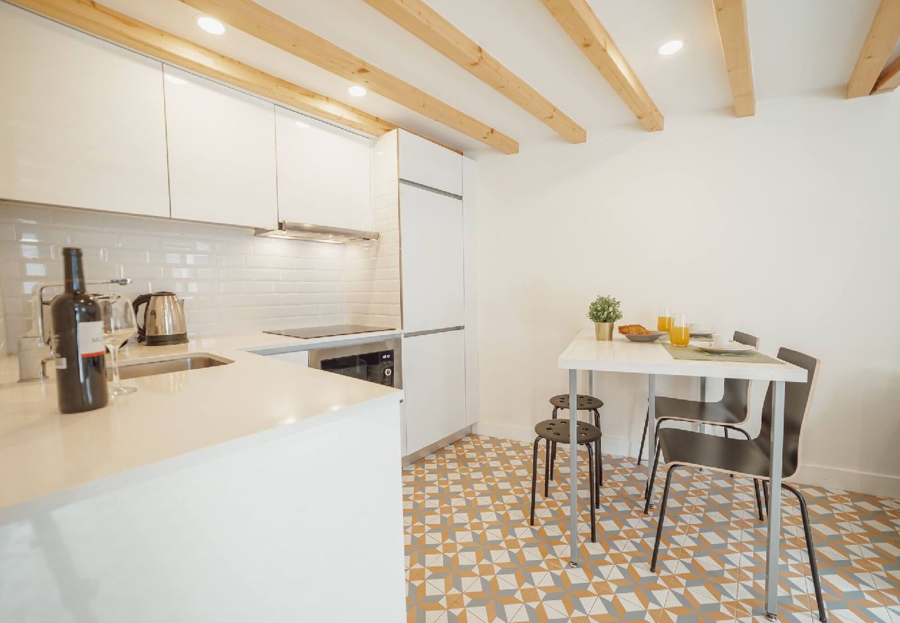 Apartamento em Porto - Lapa Cozy 2 by Hosty
