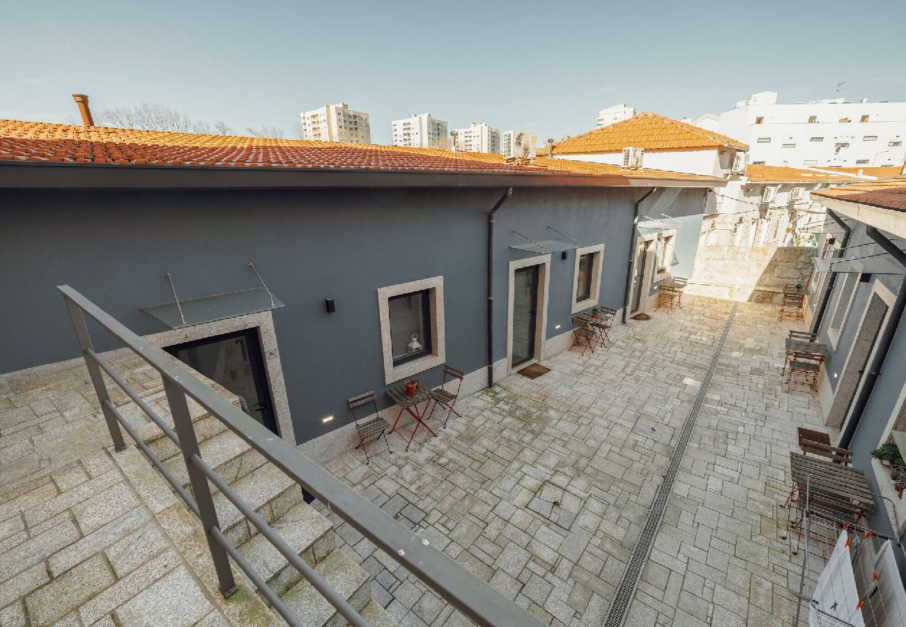 Apartamento em Porto - Lapa Cozy 5 by Hosty