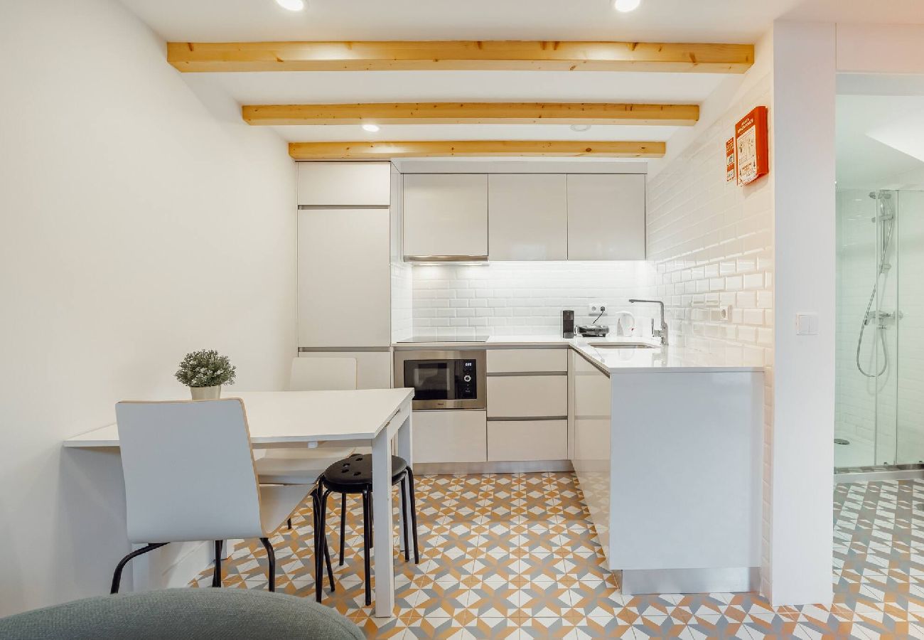 Apartamento em Porto - Lapa Cozy 5 by Hosty
