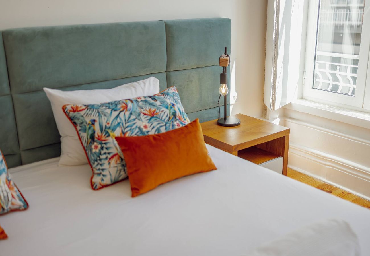Apartamento em Porto - Constituição Deluxe by Hosty