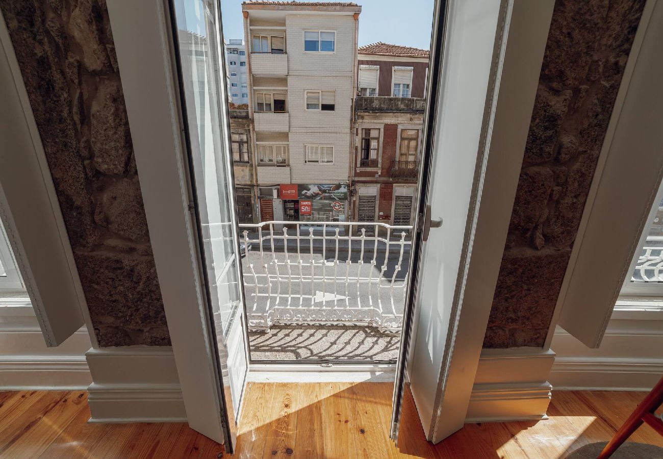 Apartamento em Porto - Constituição Deluxe by Hosty