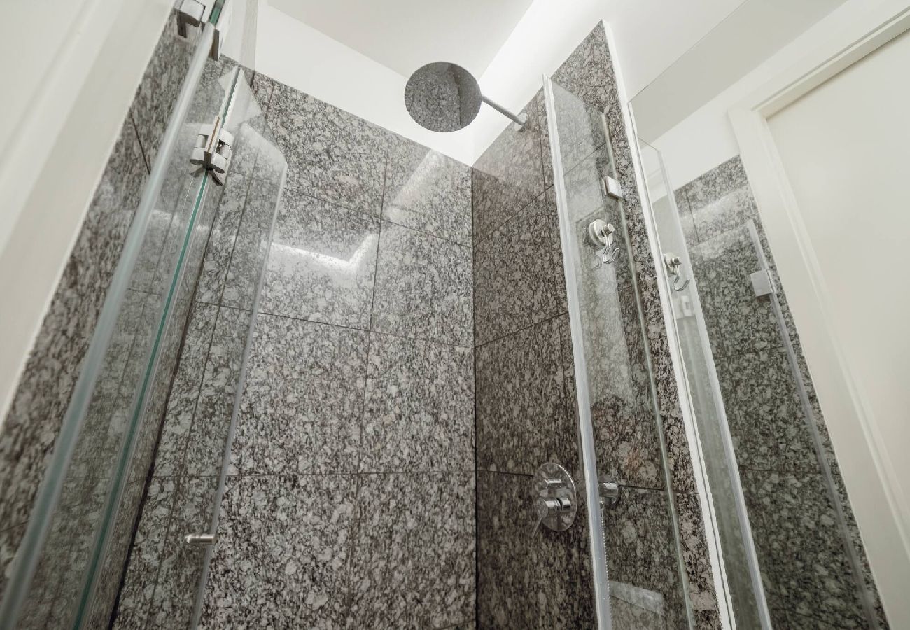 Apartamento em Porto - Constituição Deluxe by Hosty