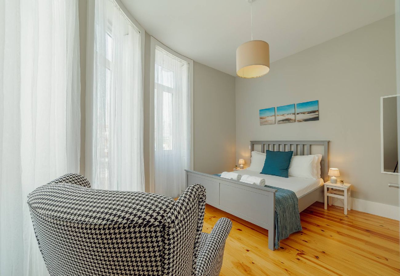 Apartamento em Porto - Bonfim Premium by Hosty