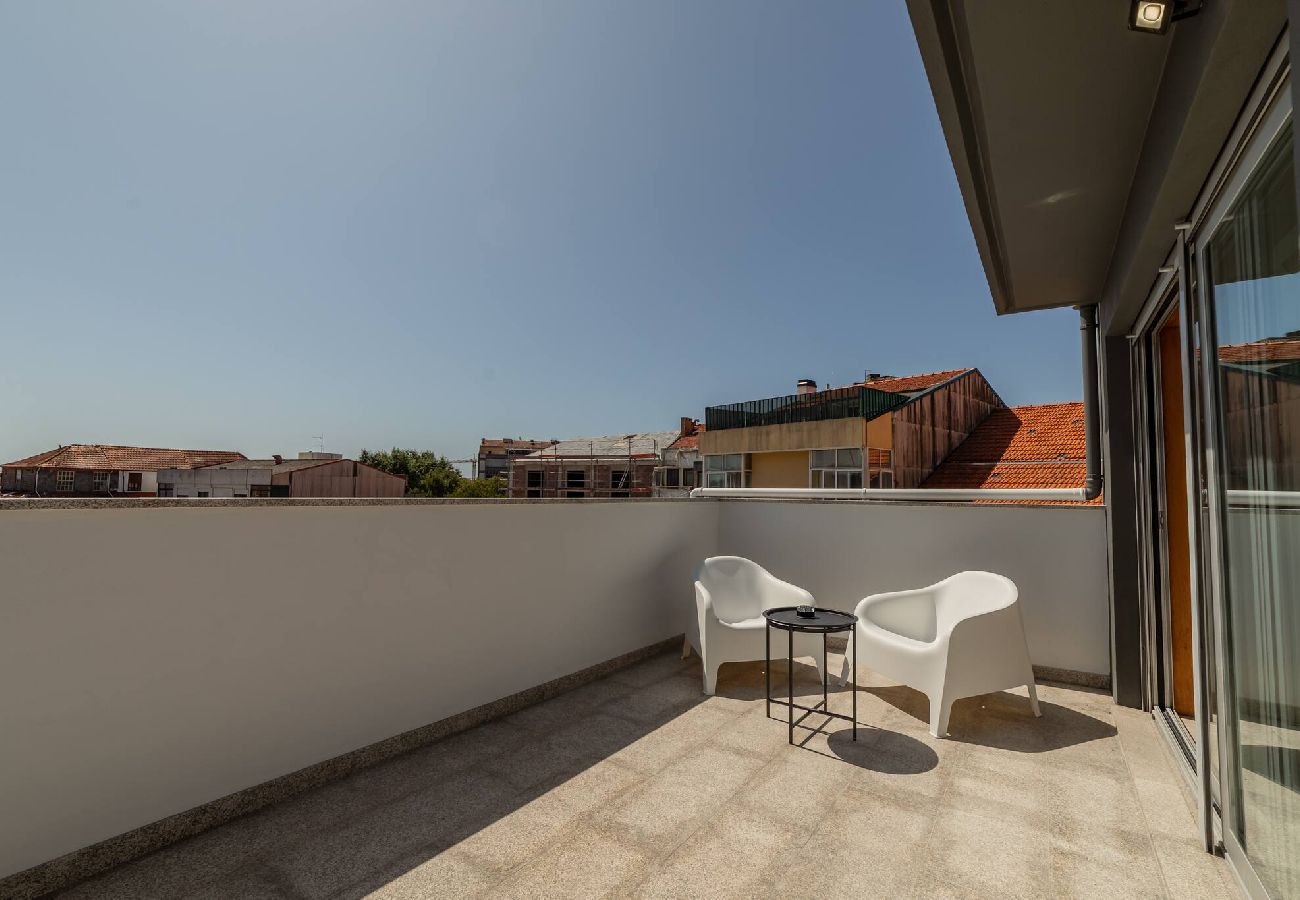 Estúdio em Porto - Stylish Rooftop With Terrace by Hosty