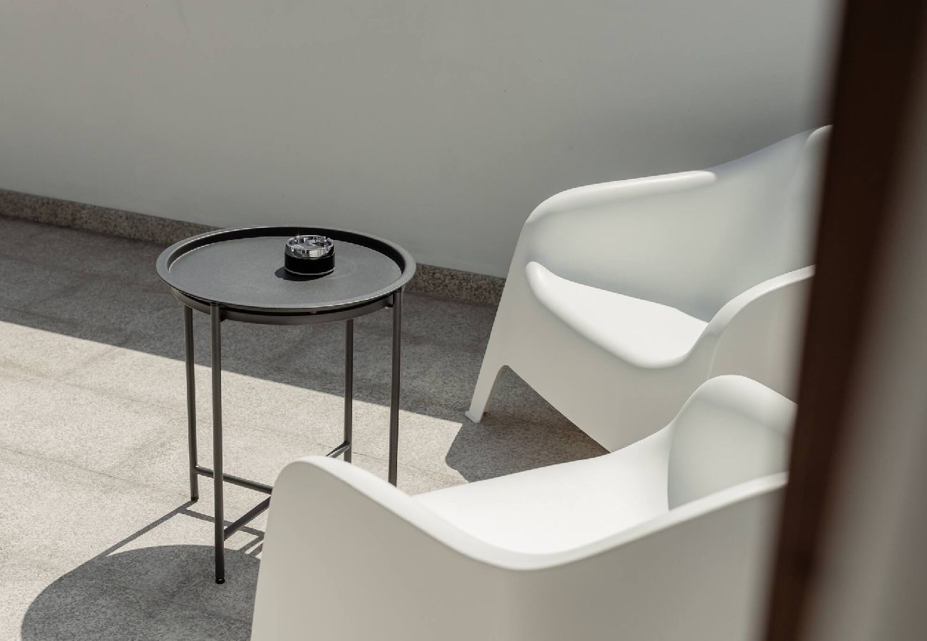 Estúdio em Porto - Stylish Rooftop With Terrace by Hosty