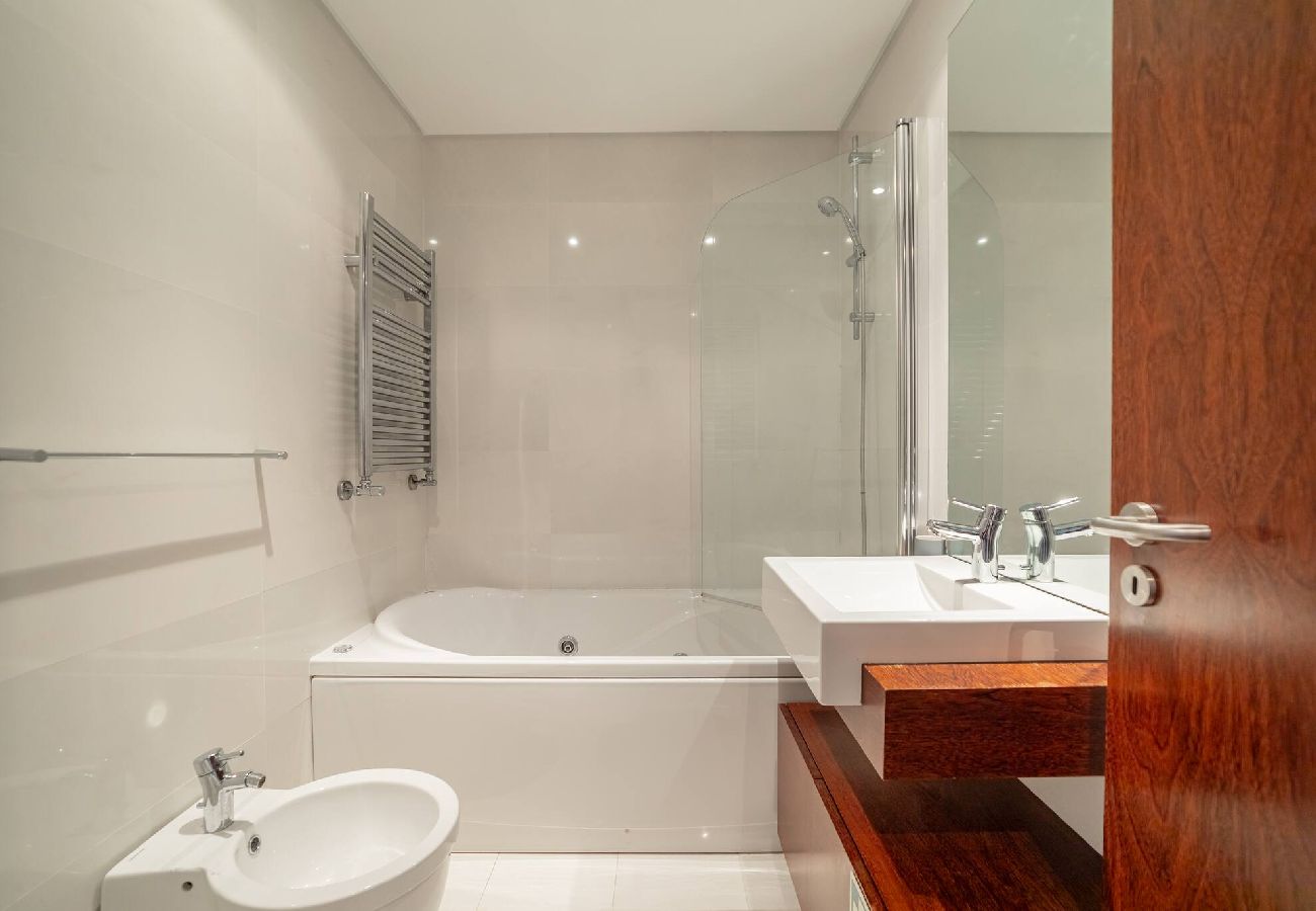 Apartamento em Porto - Modern Cedofeita by Hosty