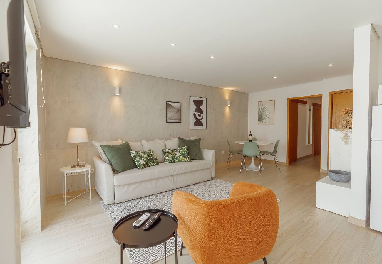 Apartamento em Porto - Stylish Apartment With Terrace by Hosty