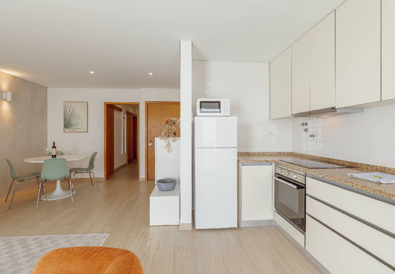 Apartamento em Porto - Stylish Apartment With Terrace by Hosty
