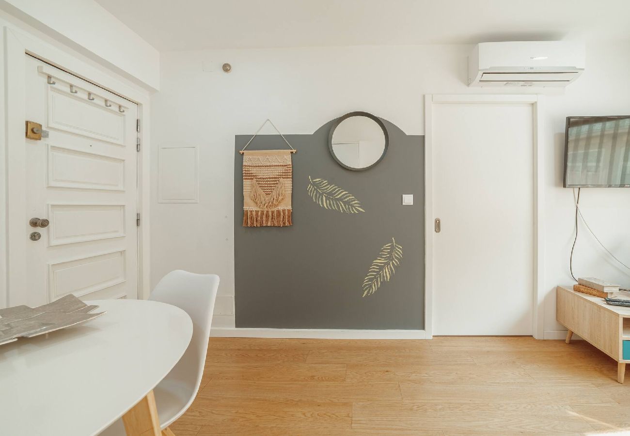 Apartamento em Porto - Coliseu Apartment by Hosty