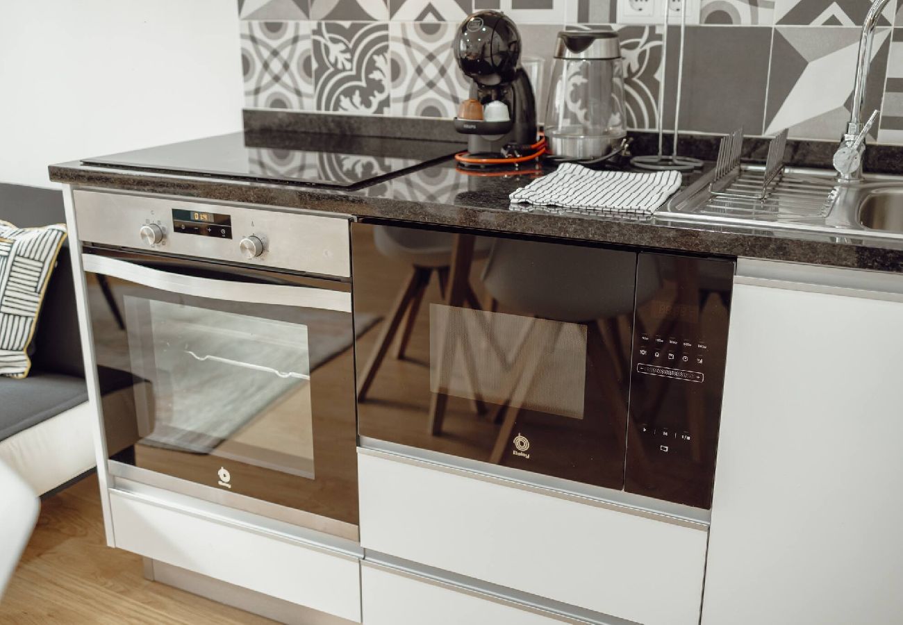 Apartamento em Porto - Coliseu Apartment by Hosty