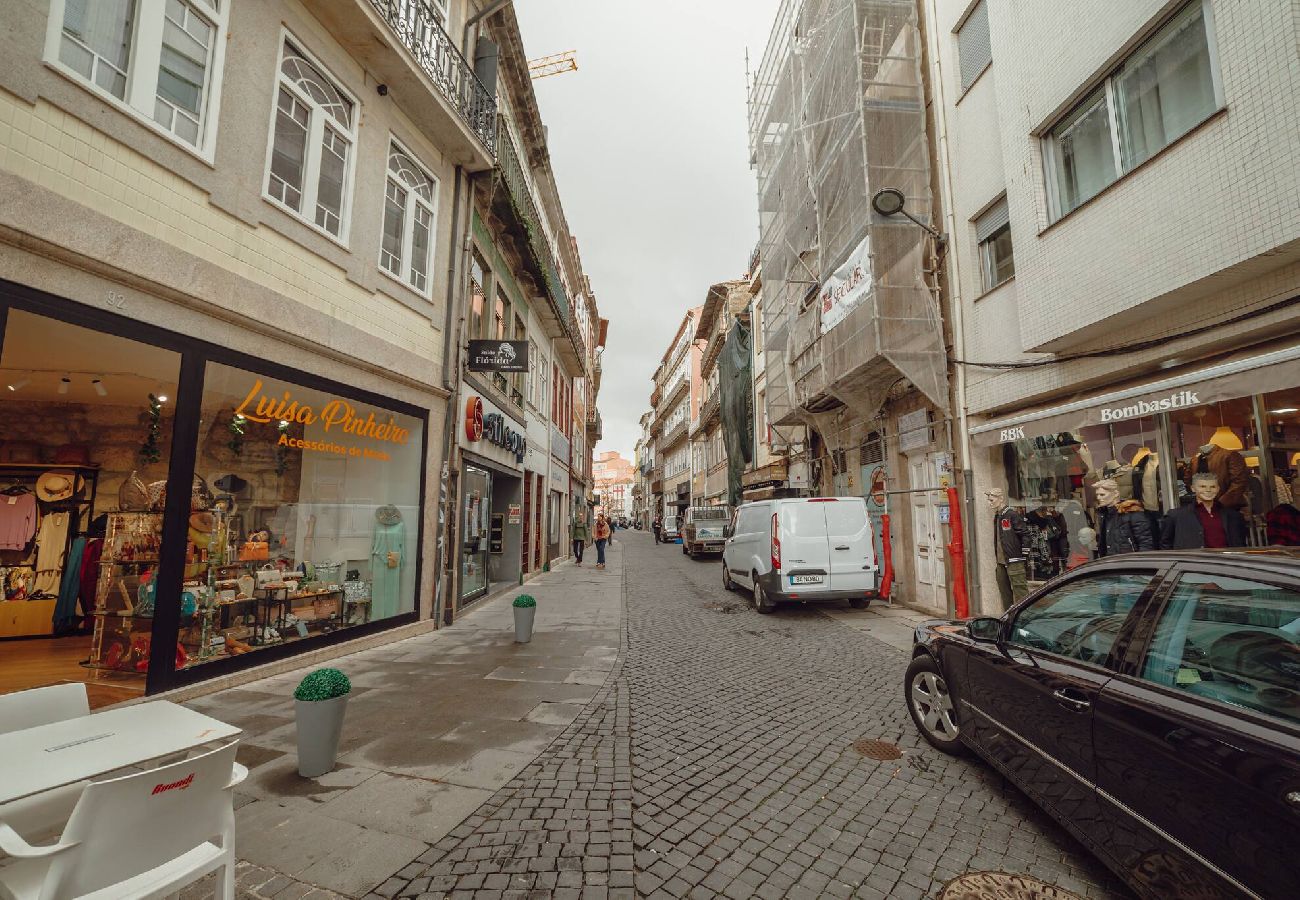 Apartamento em Porto - Coliseu Apartment by Hosty