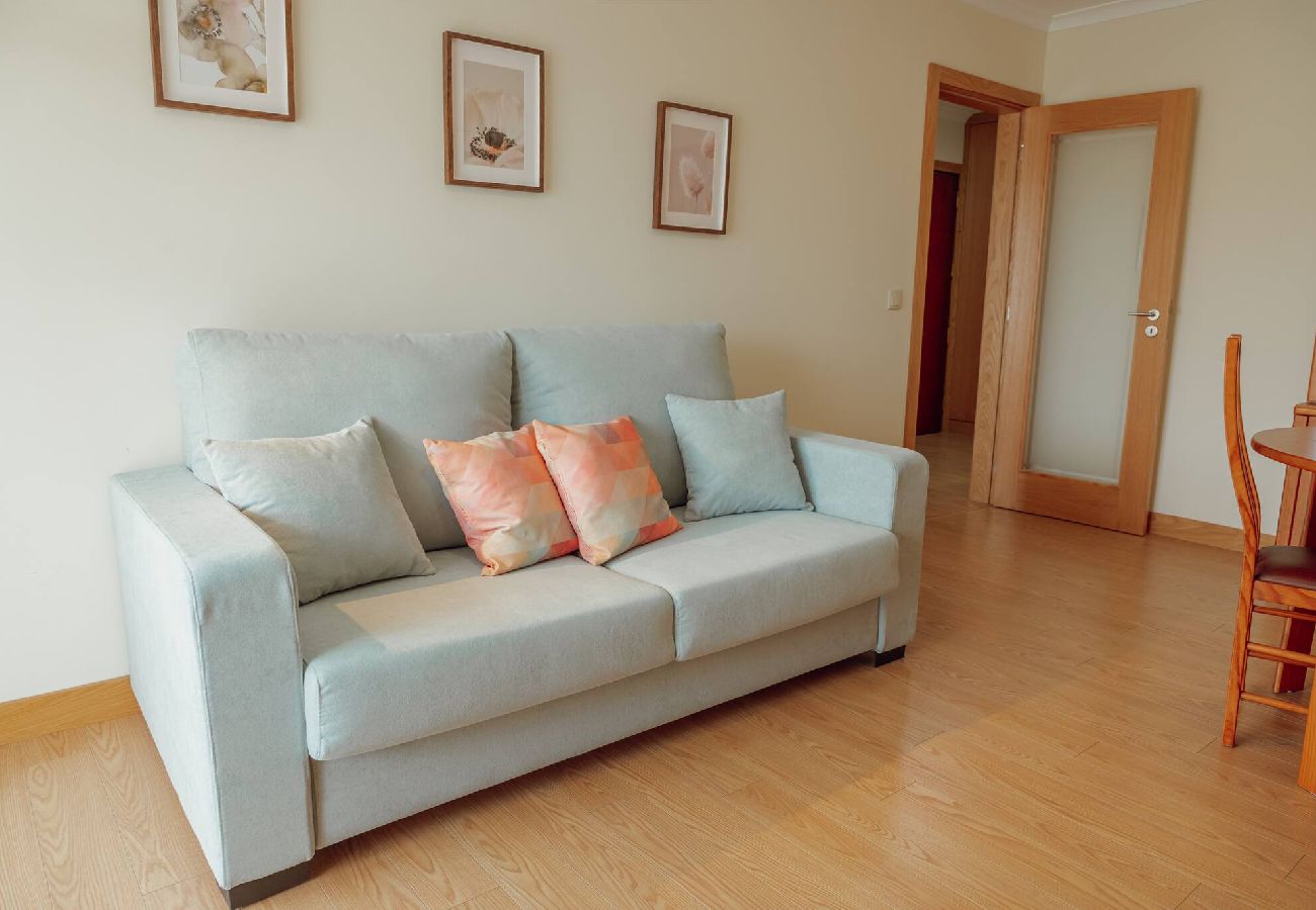 Apartamento em Porto - Bright Apartment by Hosty