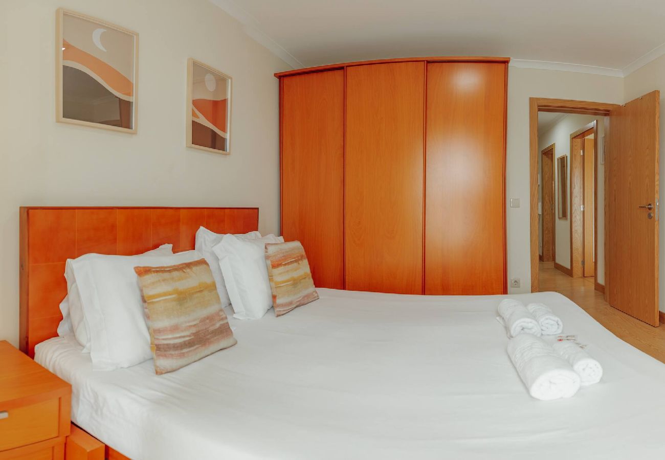 Apartamento em Porto - Bright Apartment by Hosty