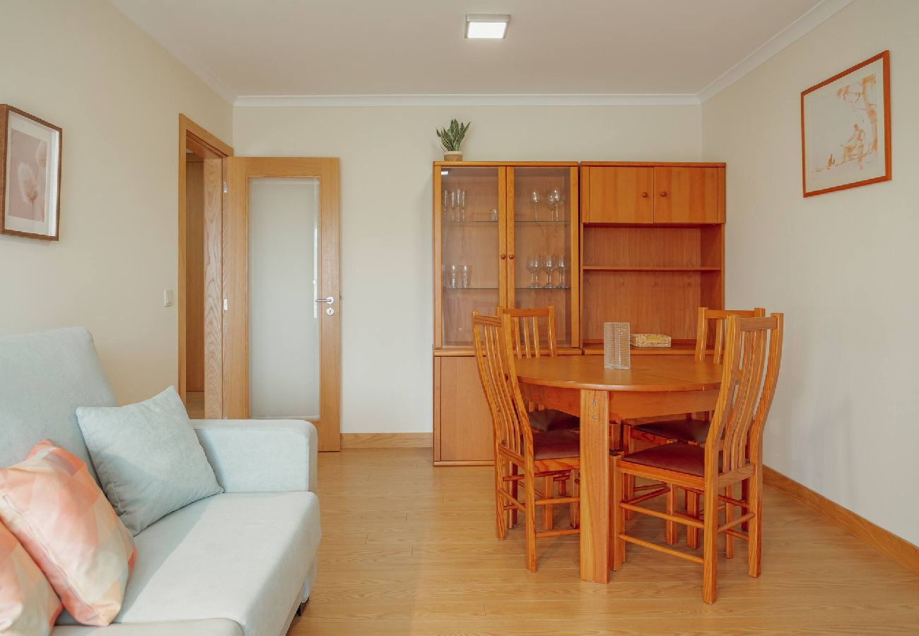 Apartamento em Porto - Bright Apartment by Hosty