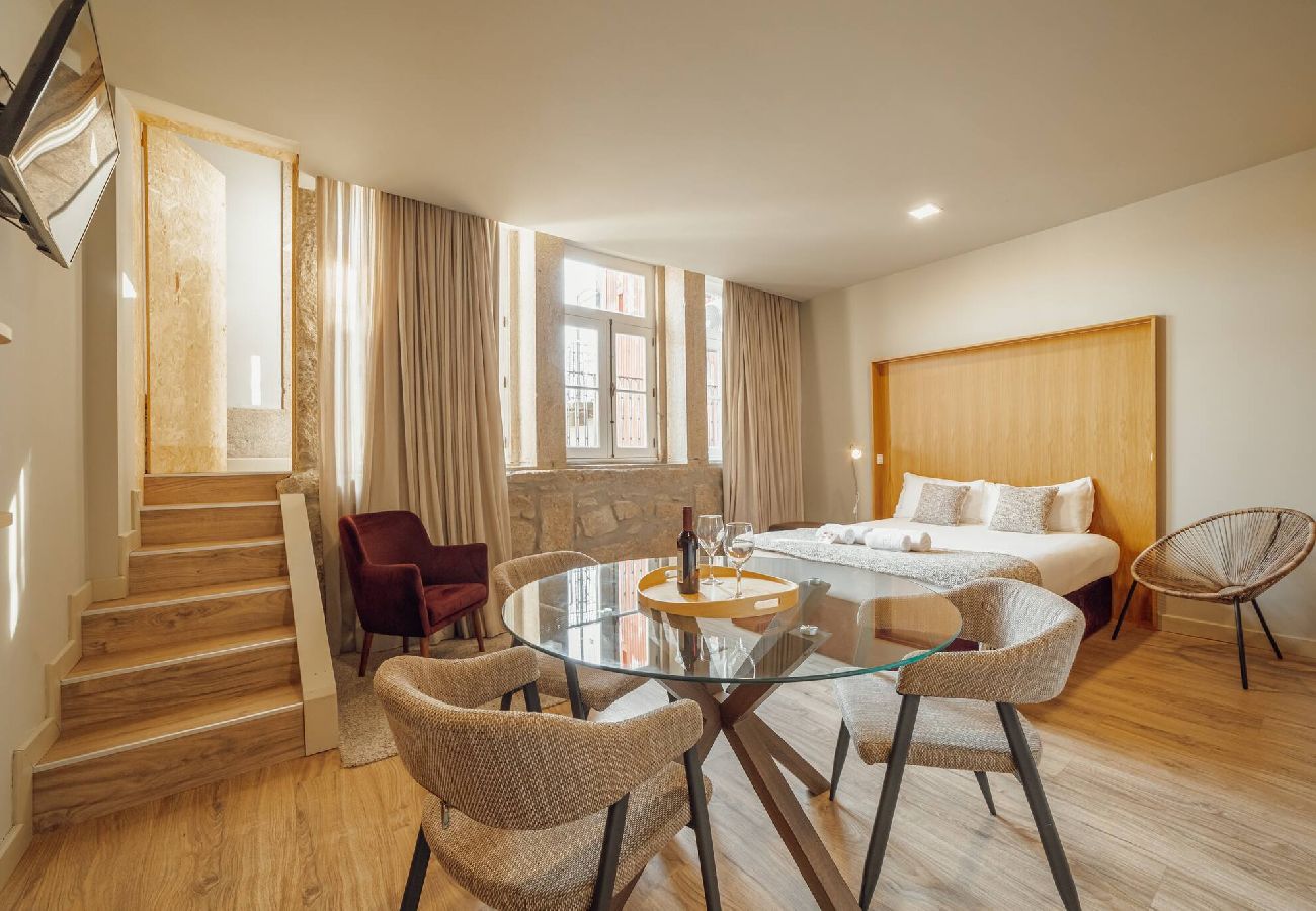 Apartamento em Porto - Flores Deluxe by Hosty