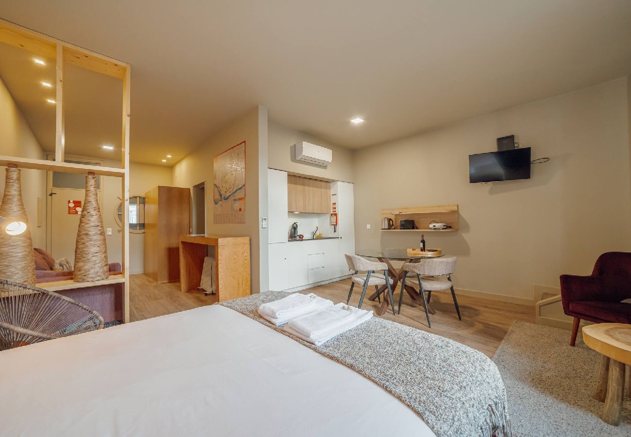 Apartamento em Porto - Flores Deluxe by Hosty