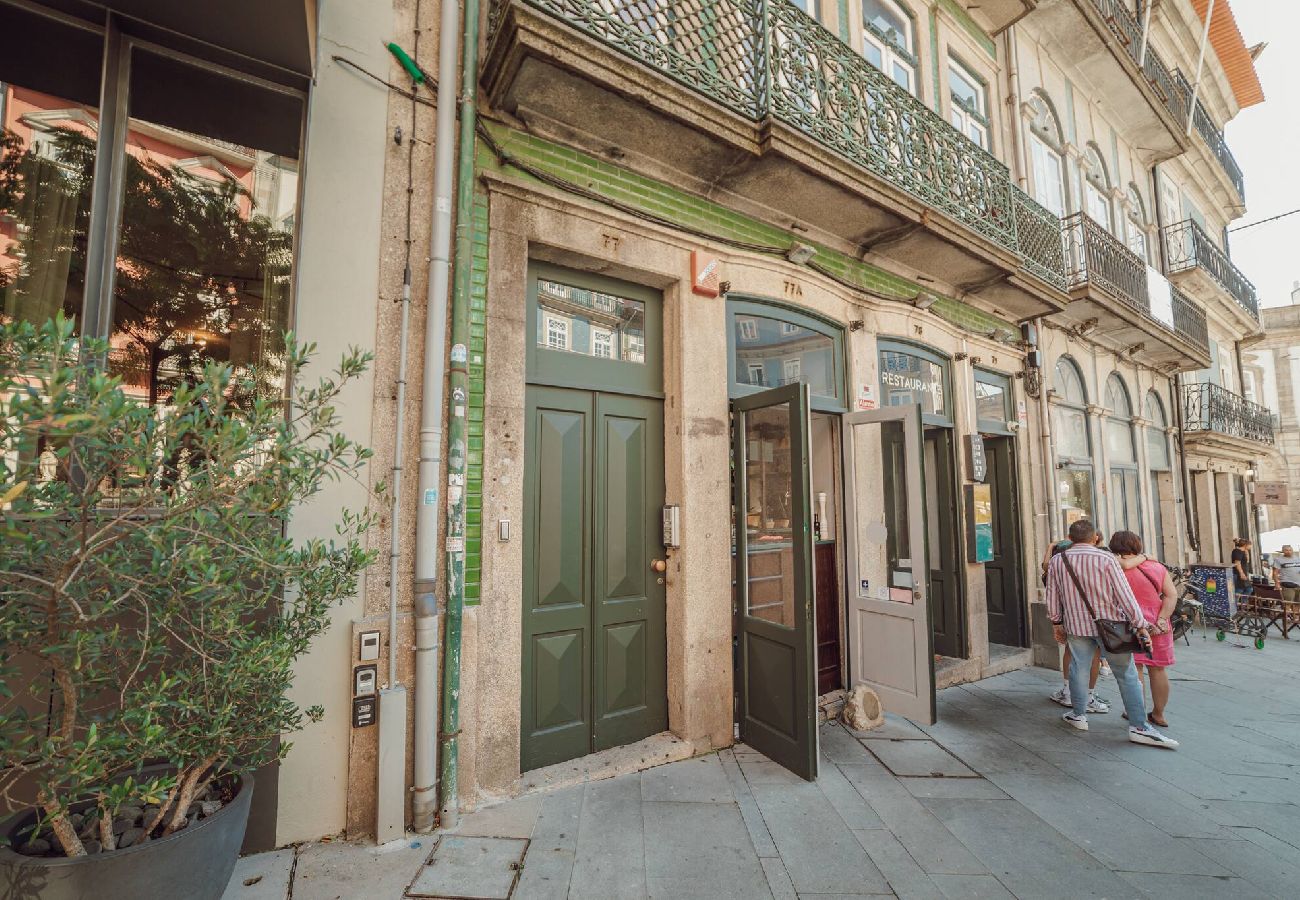 Apartamento em Porto - Flores Deluxe by Hosty