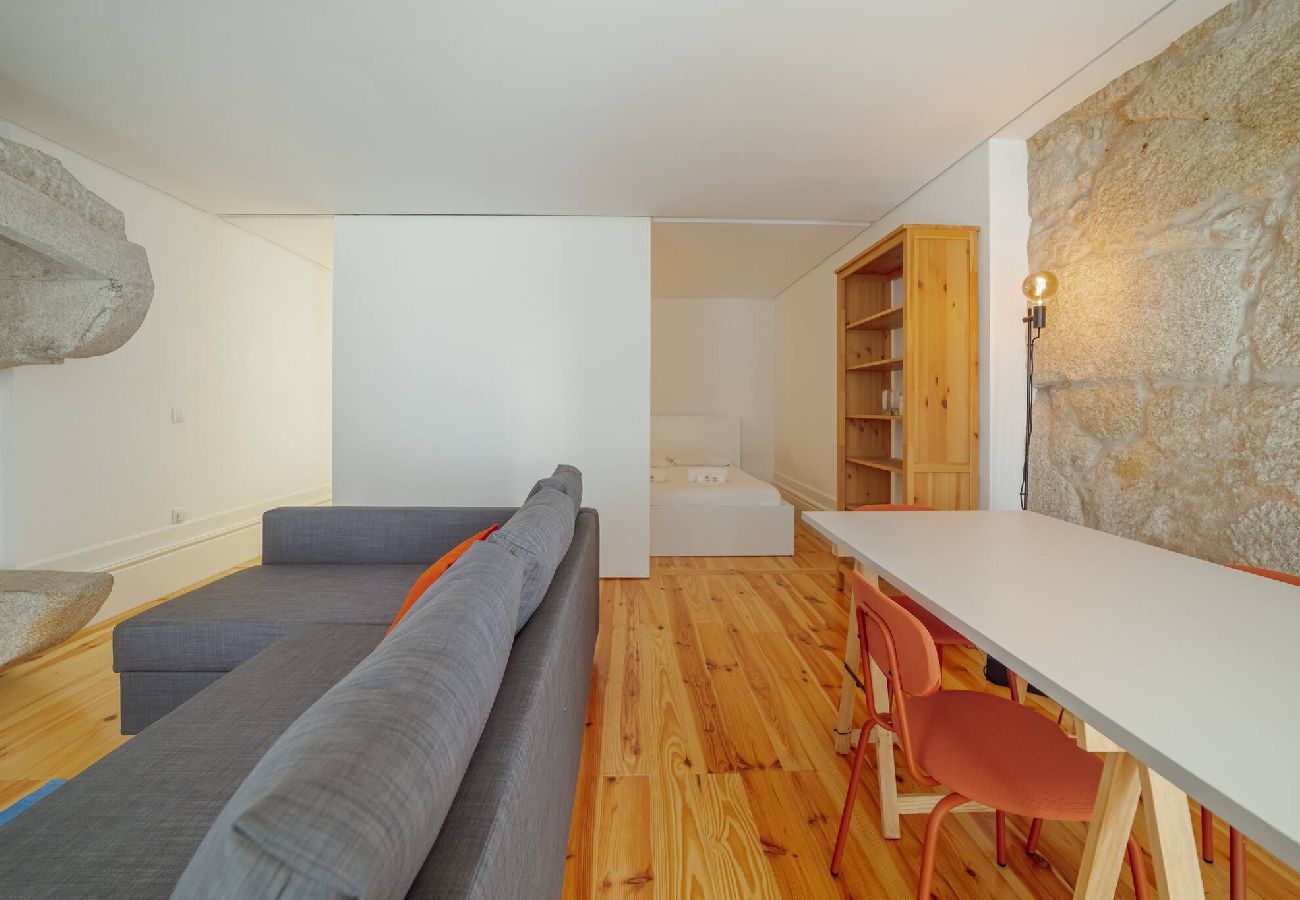Apartamento em Porto - Cozy Almada by Hosty