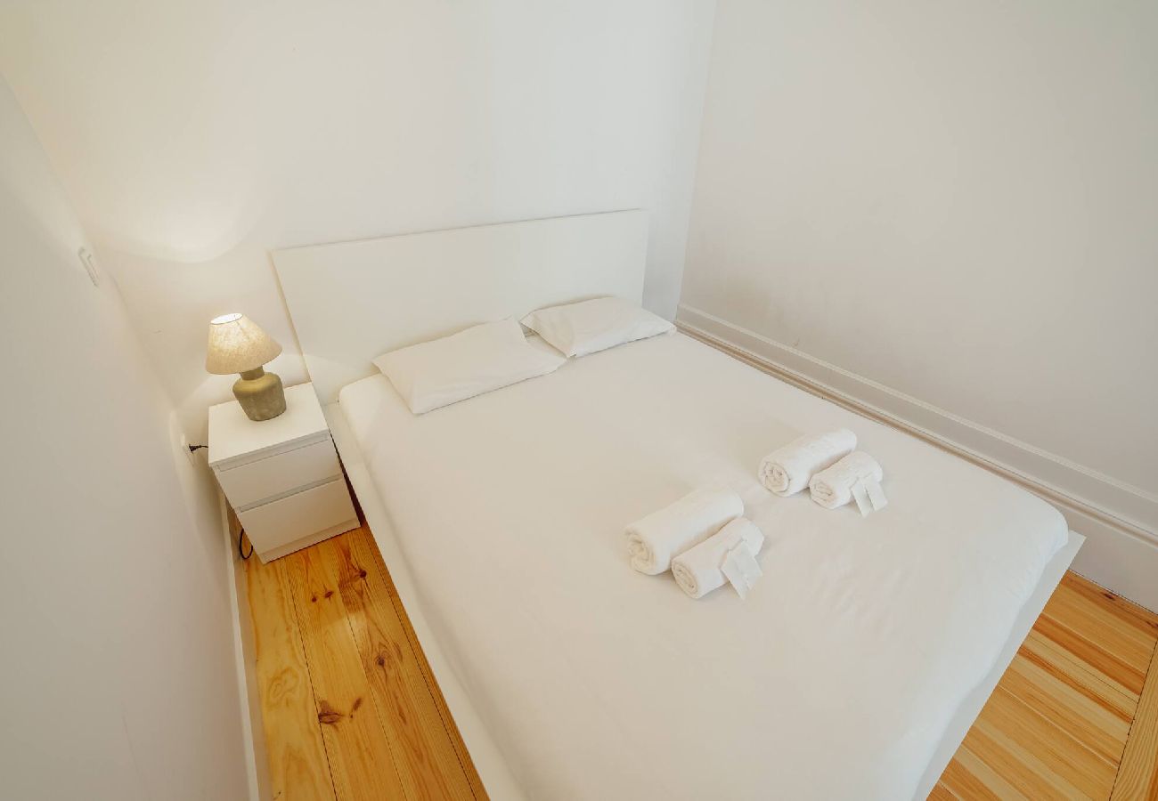 Apartamento em Porto - Cozy Almada by Hosty