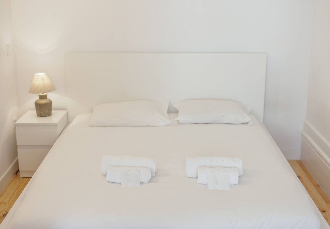 Apartamento em Porto - Cozy Almada by Hosty