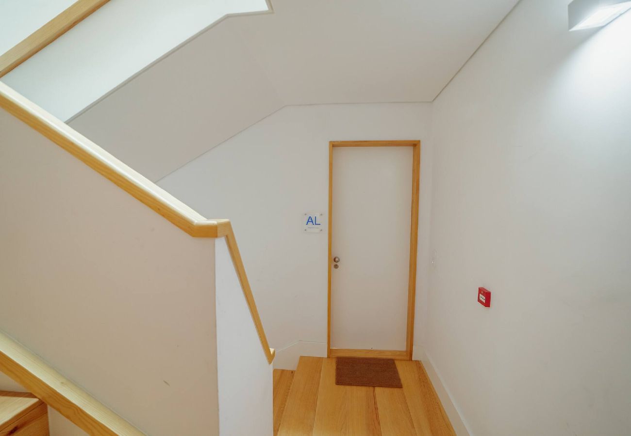 Apartamento em Porto - Cozy Almada by Hosty