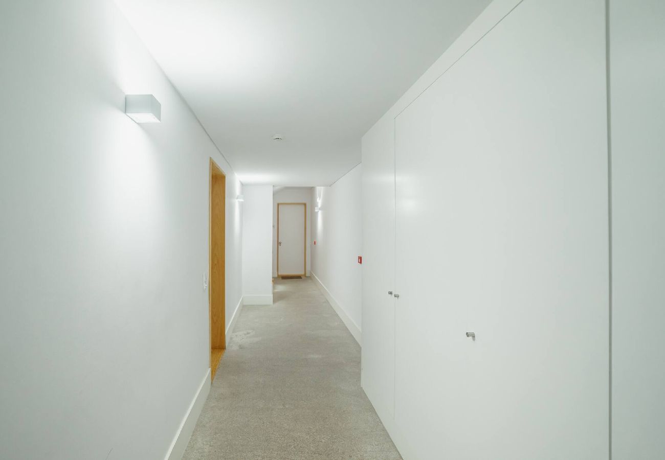 Apartamento em Porto - Cozy Almada by Hosty