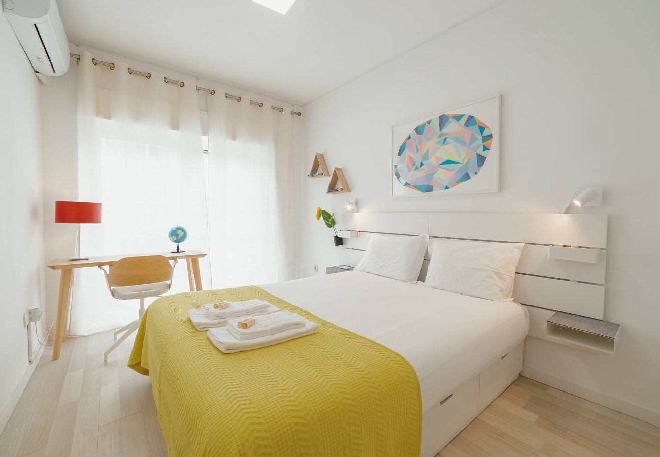 Apartamento em Porto - Santa Catarina Apartment by Hosty