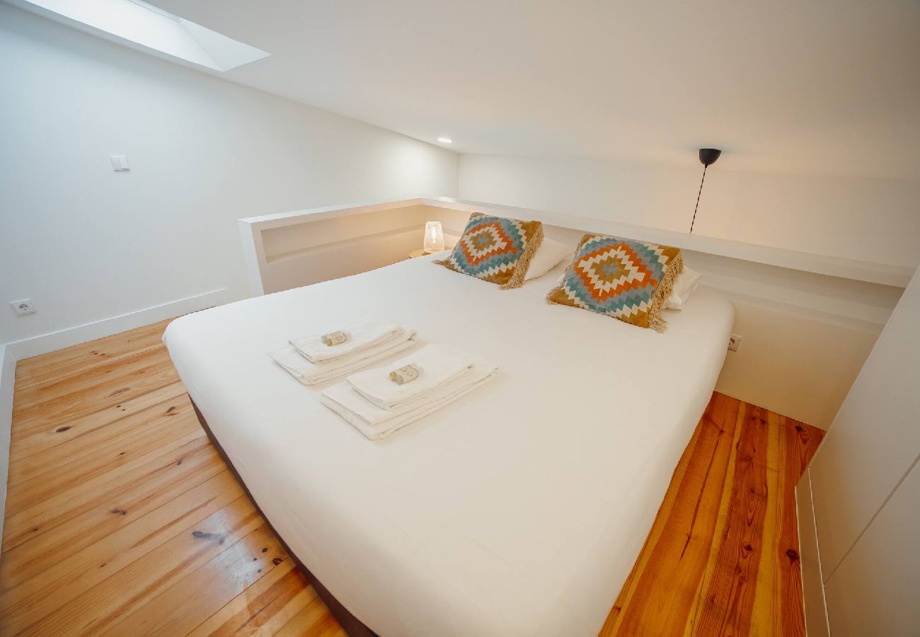 Apartamento em Porto - Lapa Cozy 4 by  Hosty