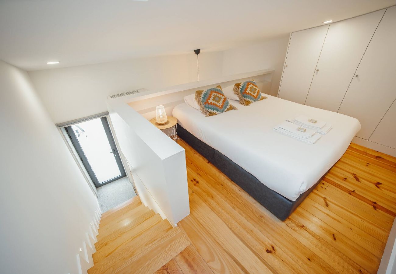 Apartamento em Porto - Lapa Cozy 4 by  Hosty