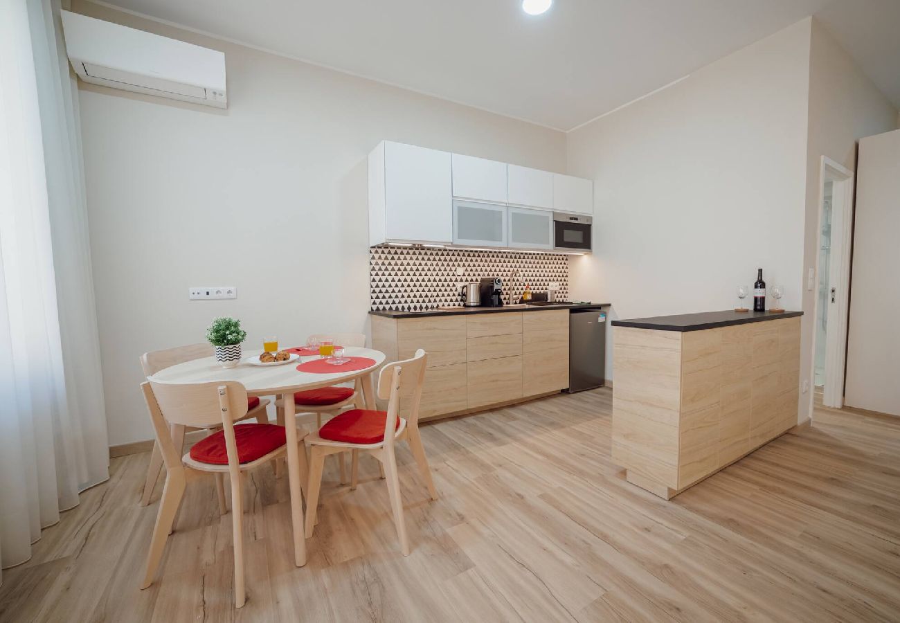 Estúdio em Porto - Trindade Deluxe by Hosty