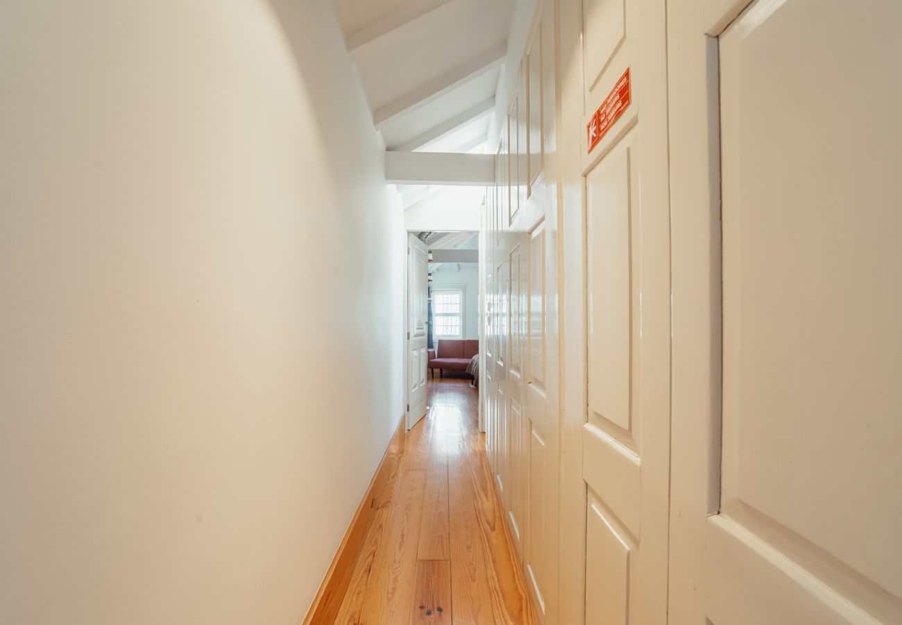 Apartamento em Porto - Historical Duplex with Terrace by Hosty