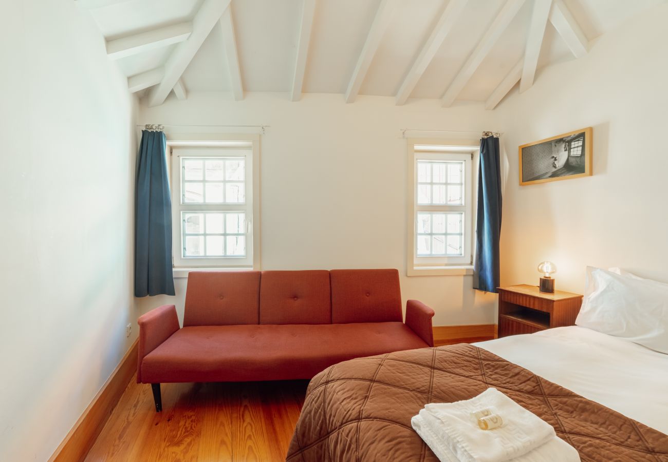 Apartamento em Porto - Historical Duplex with Terrace by Hosty