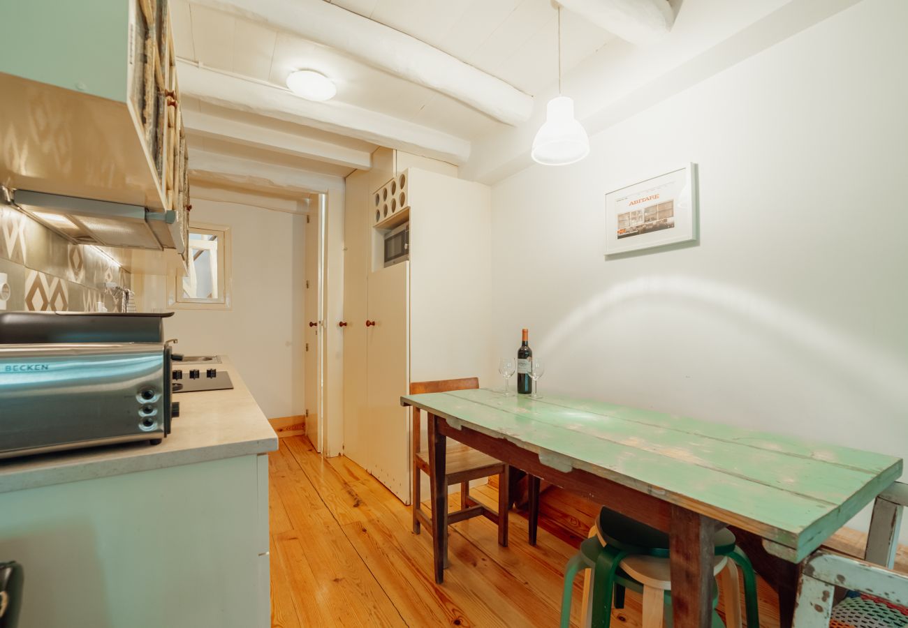 Apartamento em Porto - Historical Duplex with Terrace by Hosty