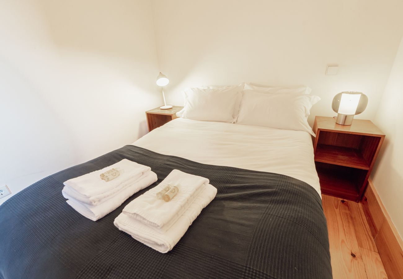 Apartamento em Porto - Historical Duplex with Terrace by Hosty
