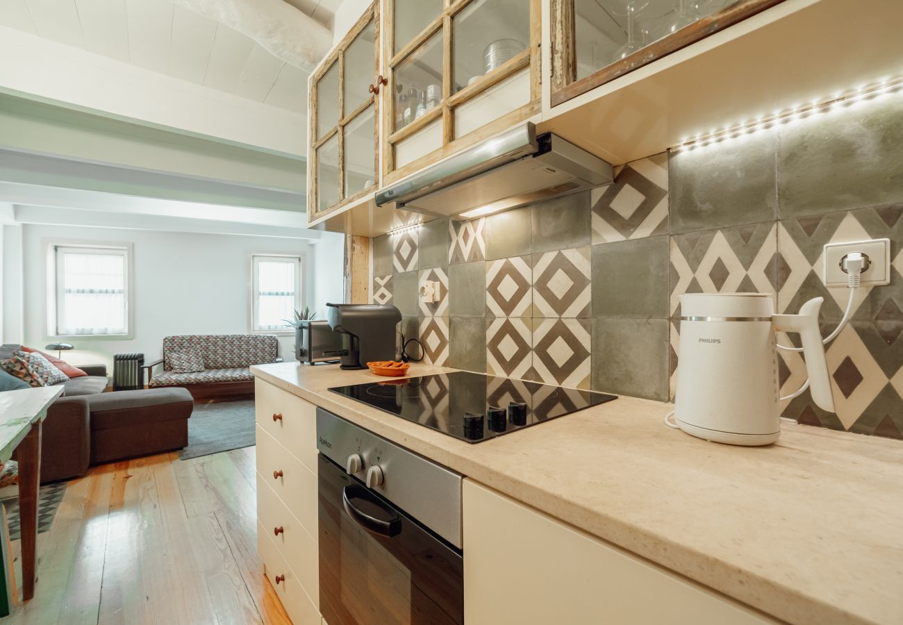 Apartamento em Porto - Historical Duplex with Terrace by Hosty