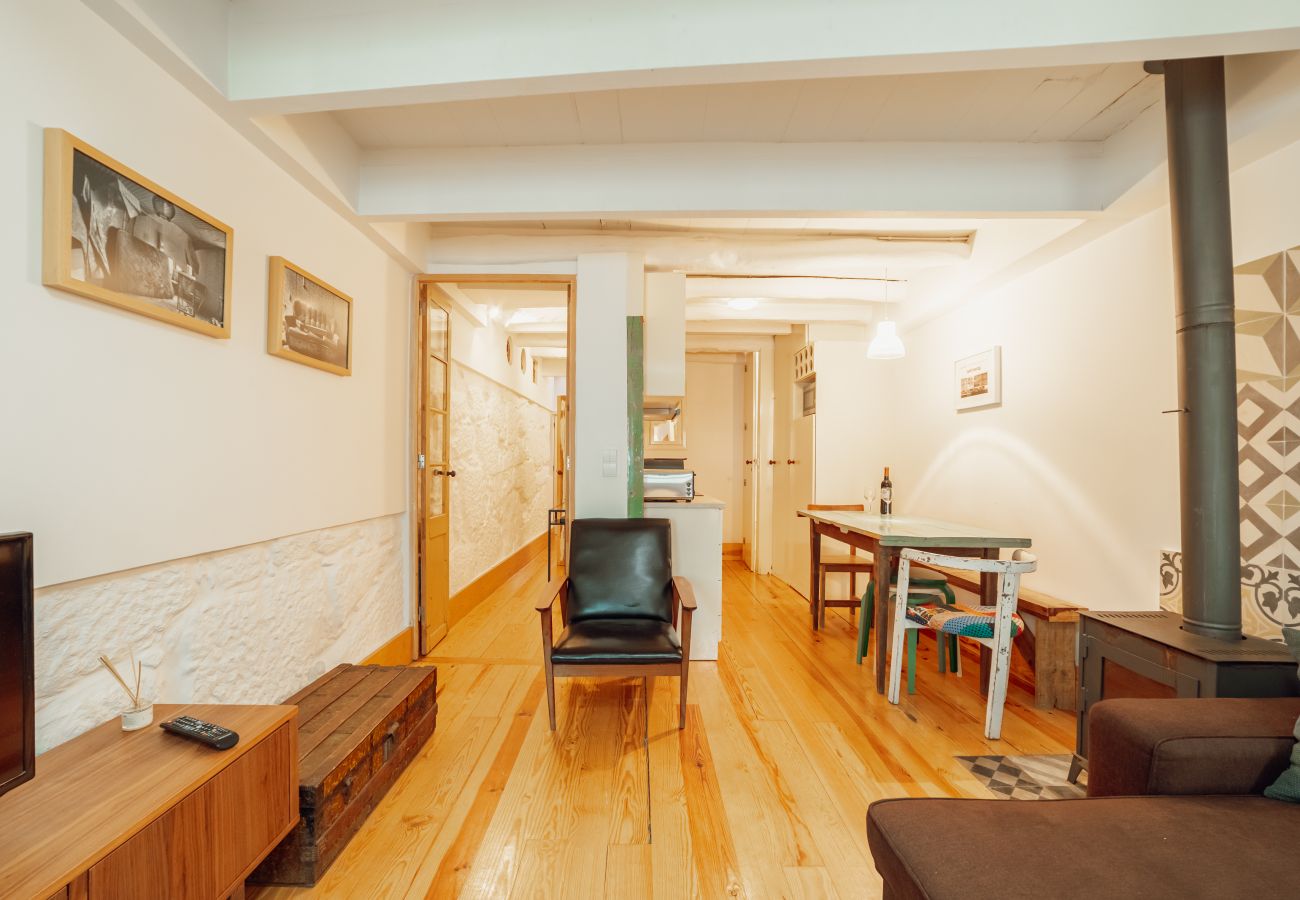 Apartamento em Porto - Historical Duplex with Terrace by Hosty