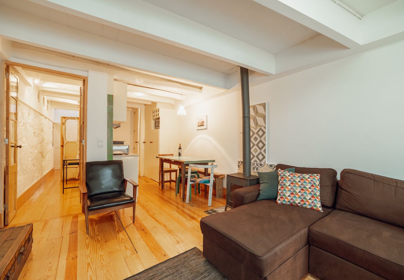 Apartamento em Porto - Historical Duplex with Terrace by Hosty