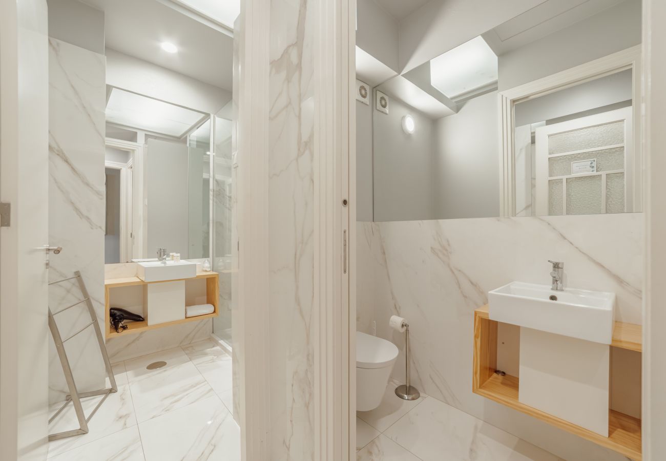 Quarto em Porto - Boutique Suite Literature by Hosty