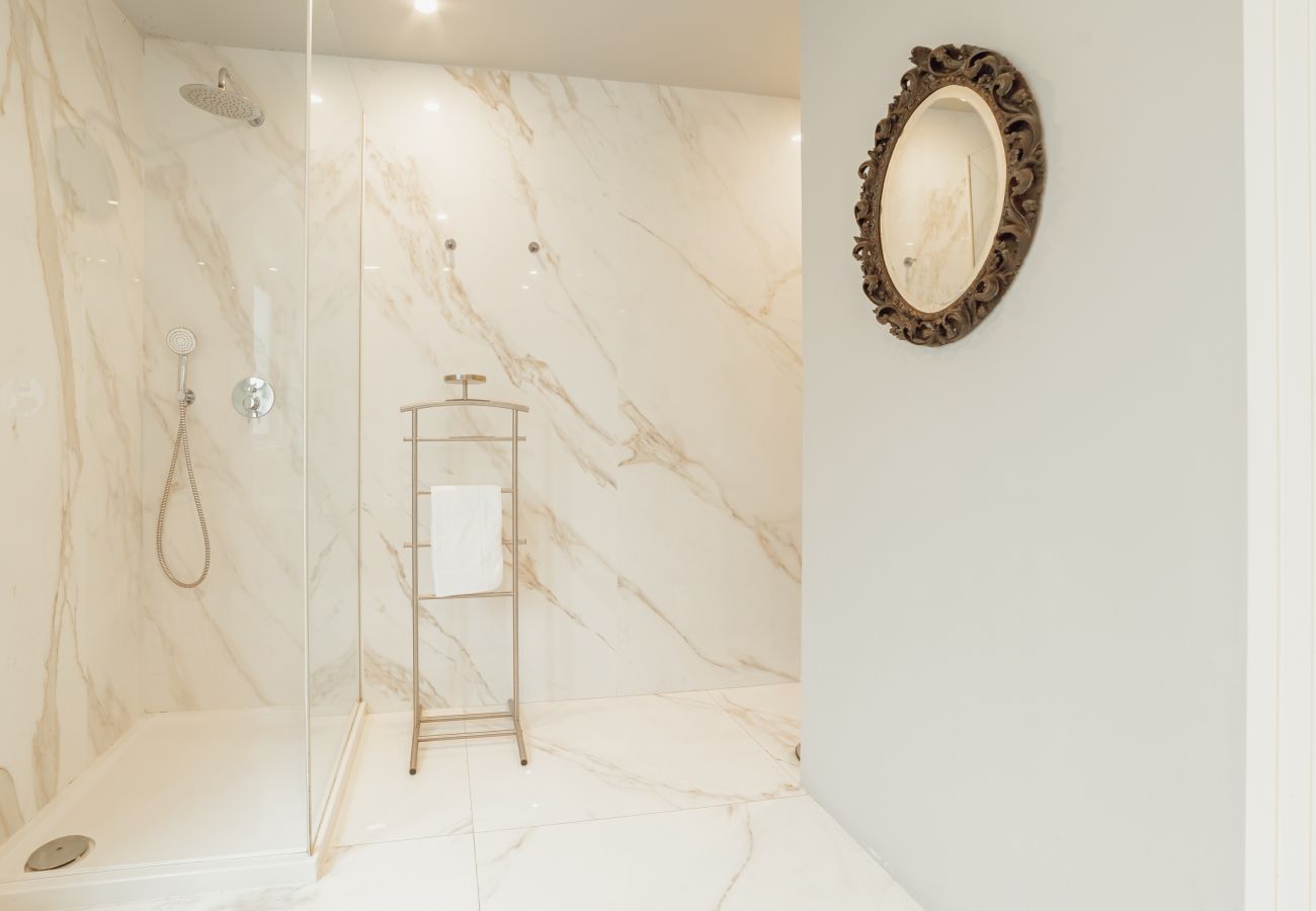 Quarto em Porto - Boutique Suite Sculpture by Hosty