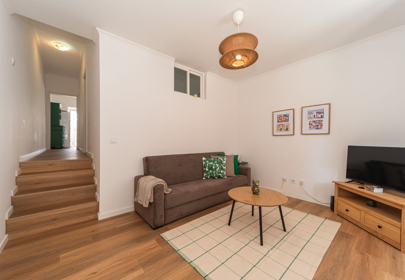 Apartamento em Lisboa - Graça Delight w/Terrace by Hosty