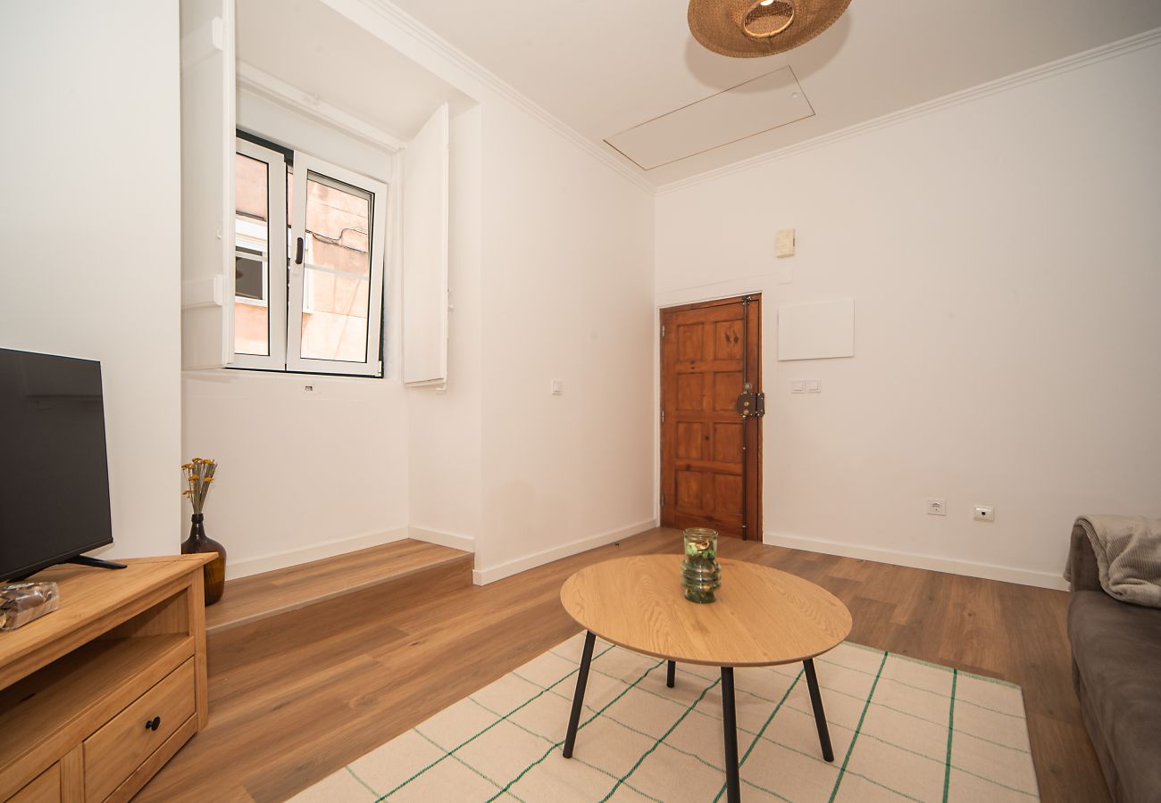 Apartamento em Lisboa - Graça Delight w/Terrace by Hosty