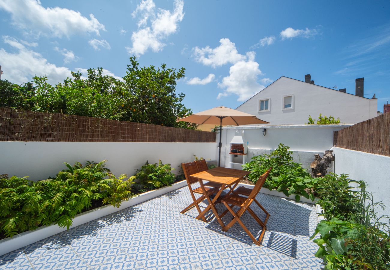 Apartamento em Lisboa - Graça Delight w/Terrace by Hosty