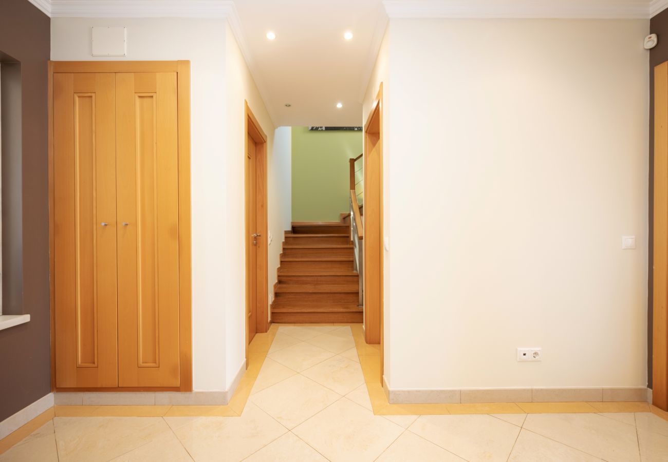Villa em Parede - Parede Villa By Hosty