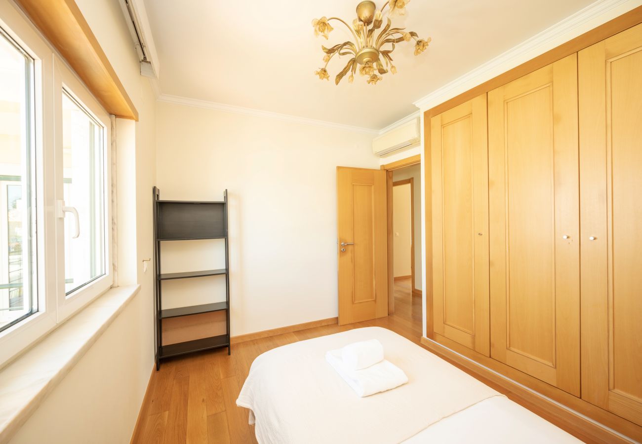Villa em Parede - Parede Villa By Hosty