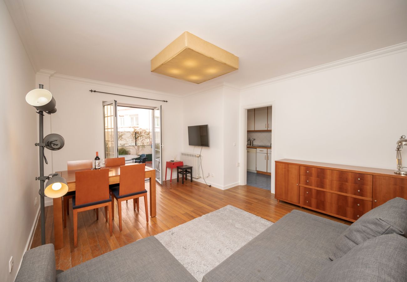 Apartamento em Lisboa - Estrela Terrace by Hosty