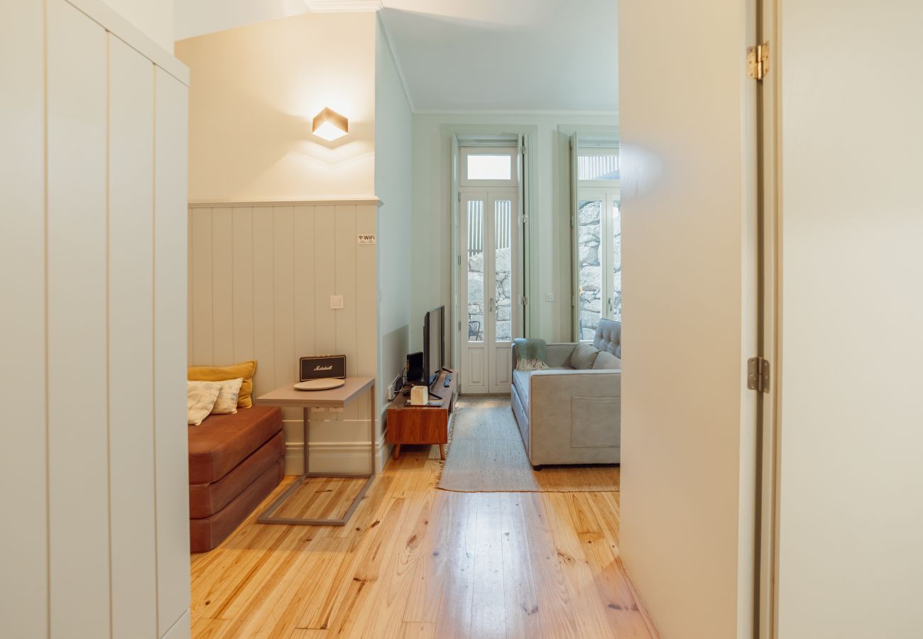 Apartamento em Porto - Cozy Flat with Terrace by Hosty