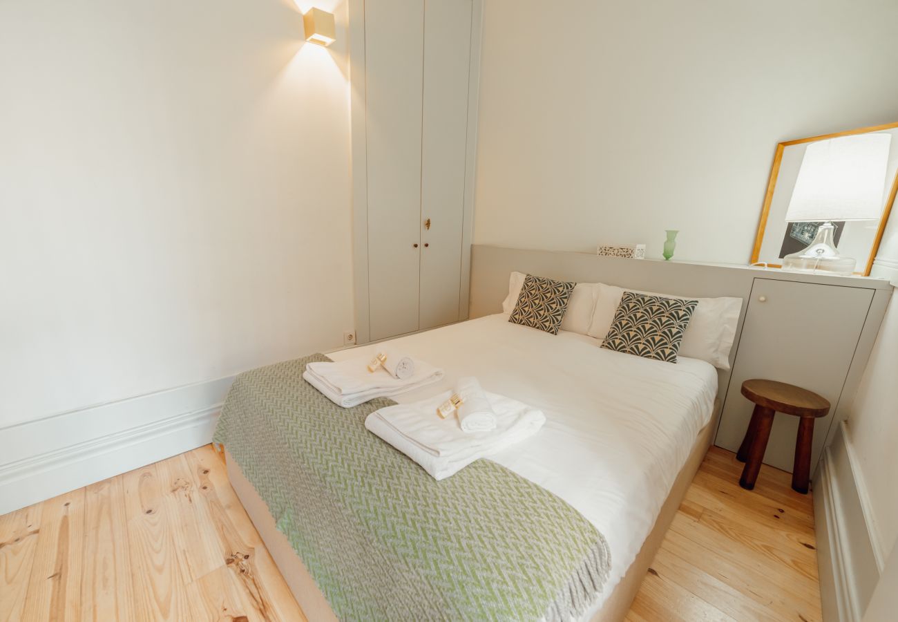 Apartamento em Porto - Cozy Flat with Terrace by Hosty