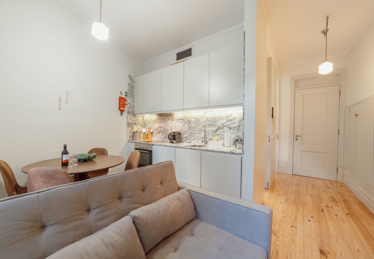 Apartamento em Porto - Cozy Flat with Terrace by Hosty
